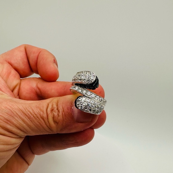 NWT Luxury Black Onyx Cubic Zirconia Bypass Ring - Picture 13 of 17